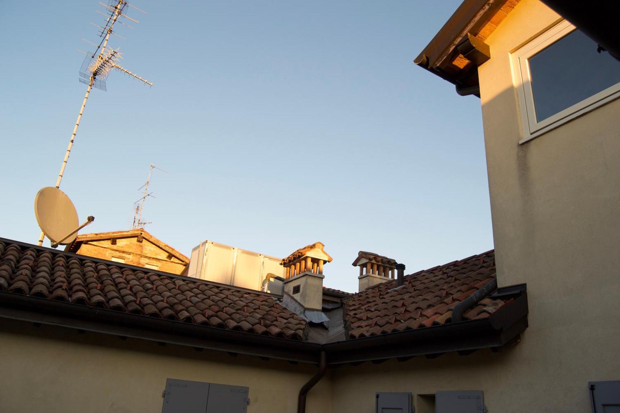 Casa Viola, Deliziosa Mansarda In Centro Storico Apartment Modena Exterior photo