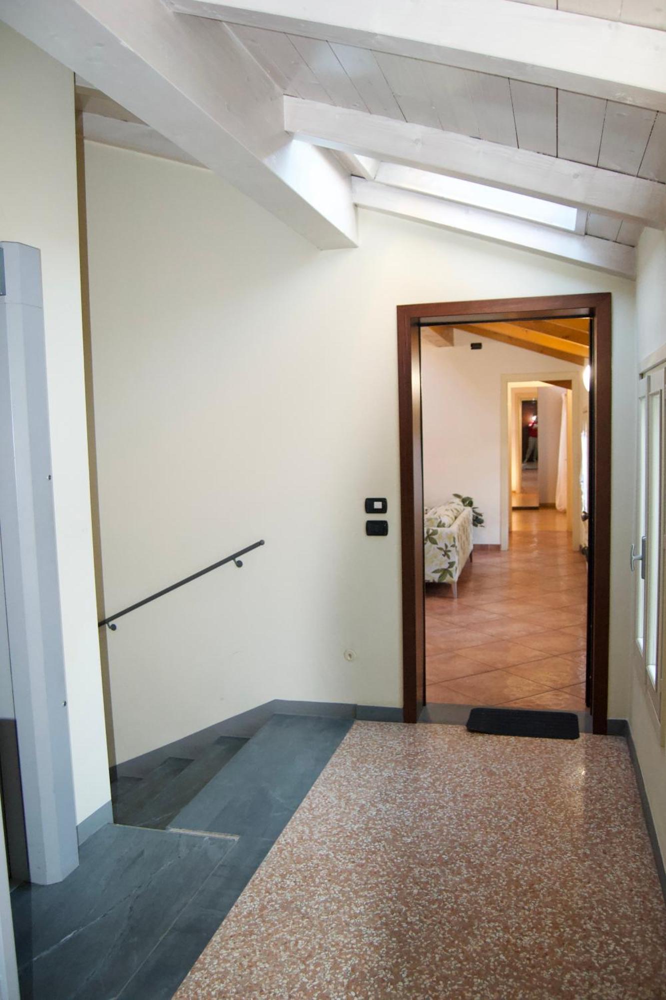 Casa Viola, Deliziosa Mansarda In Centro Storico Apartment Modena Exterior photo